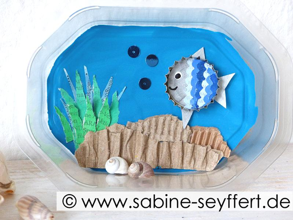 Acuario con materiales reciclados